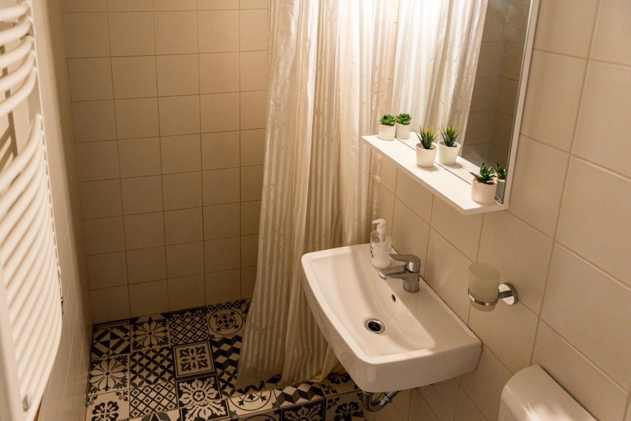 Apartament, Ultracentral, Centrul Vechi, Piata Unirii Bucureşti Exterior foto